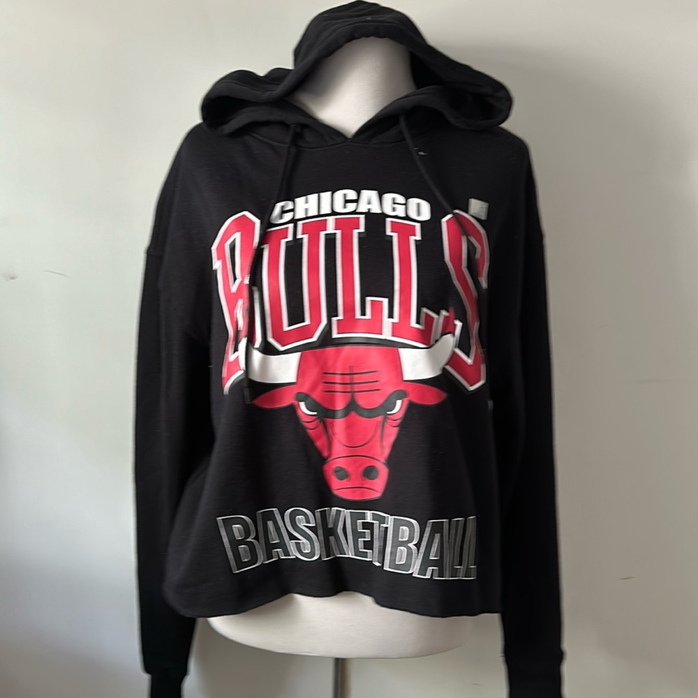 Chicago Bulls Cropped Hoodie - Brand New